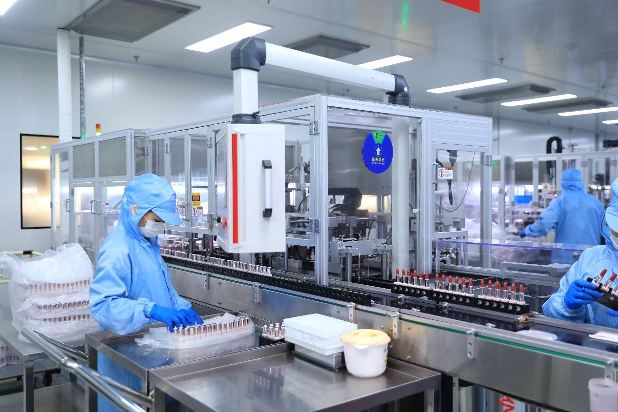 科絲美詩 創(chuàng)新引領(lǐng)，實(shí)現(xiàn)研究與生產(chǎn)領(lǐng)域的雙重突破