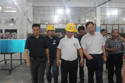 播州區區委書記陳松調研貴州正合鋁業，推動新型采暖及制冷技術開發